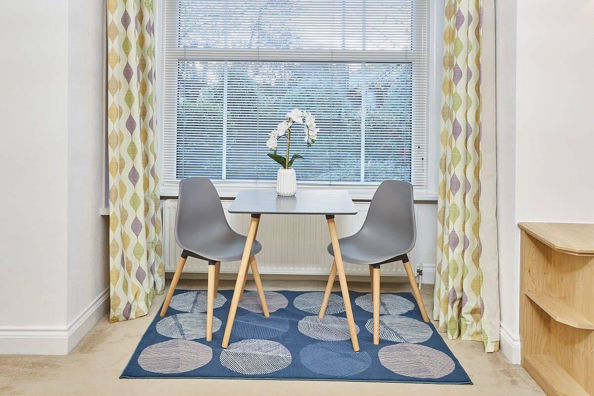 Entire studio, Host & Stay | Thamesview in Spelthorne, Colne Valley Park