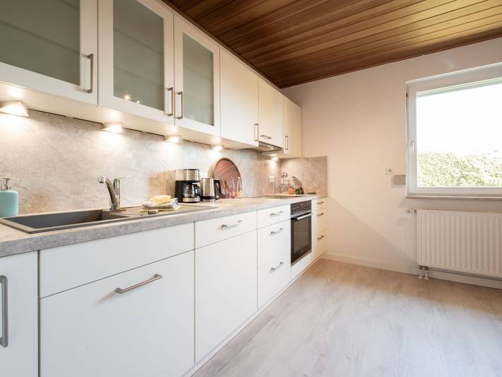 Ganze Ferienwohnung, Ferienwohnung Meersburg mit Terrasse und Seeblick - Ferienwohnung Meersburg in Meersburg, Region Bodensee-Oberschwaben