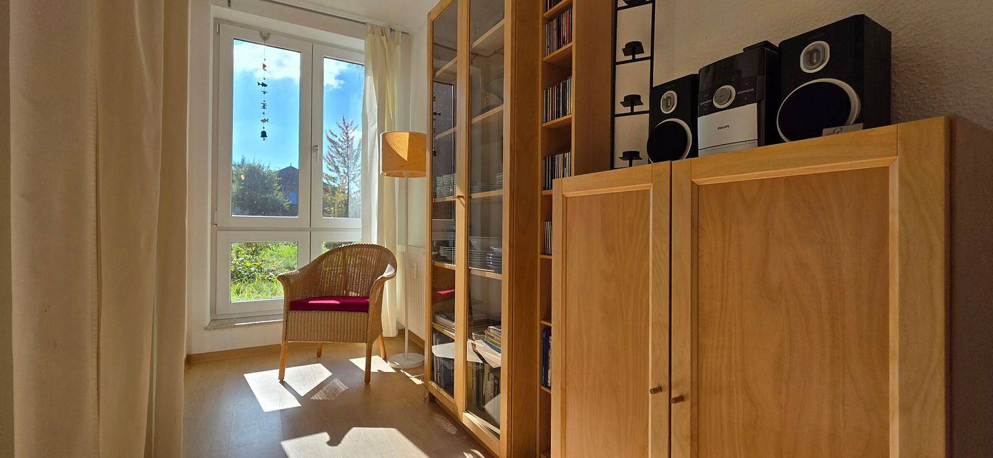 Apartamento entero, Moderne Ferienwohnung "Wellenkieker" mit Balkon und Parkplatz in Graal-Müritz in Graal-Müritz, Rostock y sus alrededores