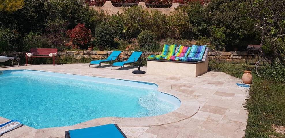 Maison d’hôte pour 3 personnes, avec vue ainsi que piscine et jardin