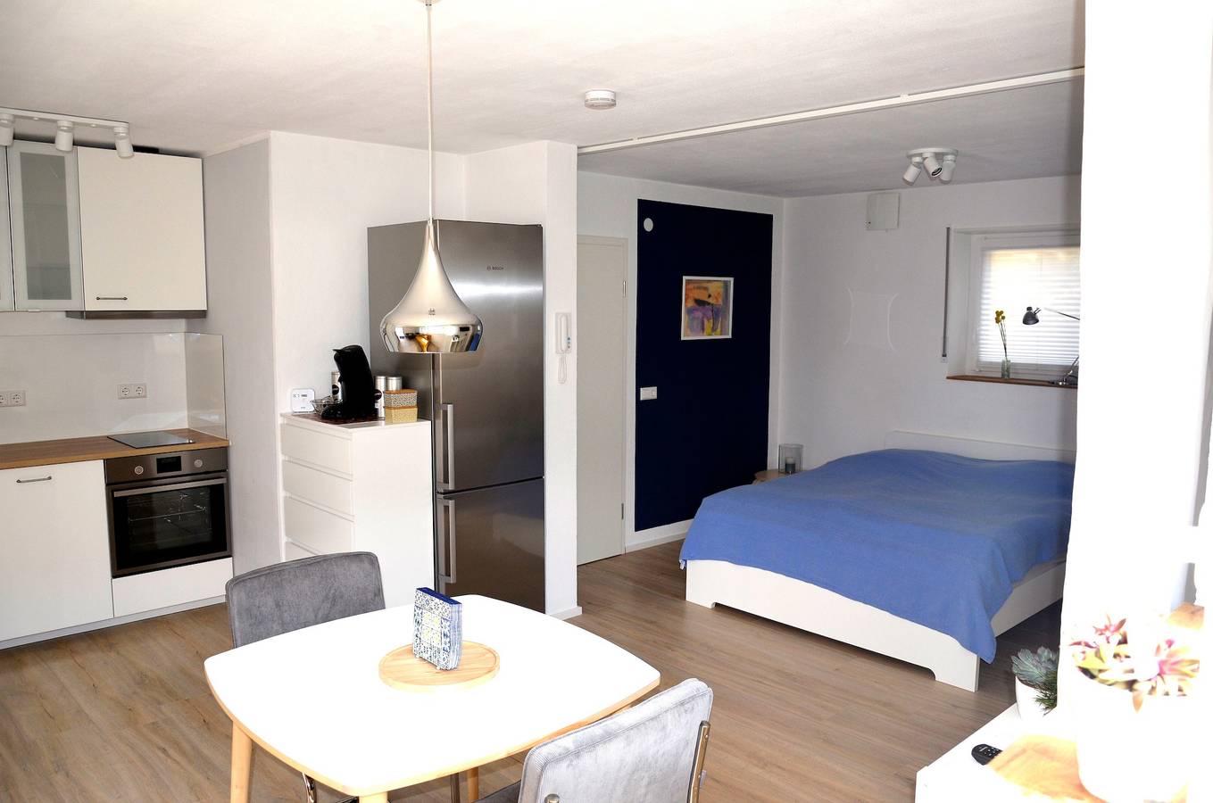 Entire apartment, Zaunkönig Apartment, 35 m², Living/Sleeping Area, Max. 2 Guests in Beuren, Albsteig Stage 9