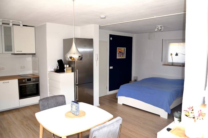 Appartamento intero, Appartamento Zaunkönig di 35 m², soggiorno/camera, max 2 persone in Beuren, Tappa 9 dell'Albsteig