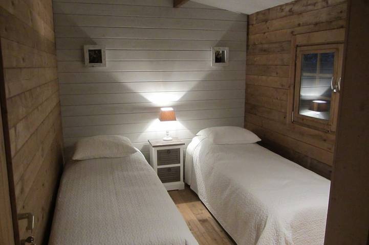 Gîte pour 4 personnes, avec jardin et terrasse à Corancy - 3