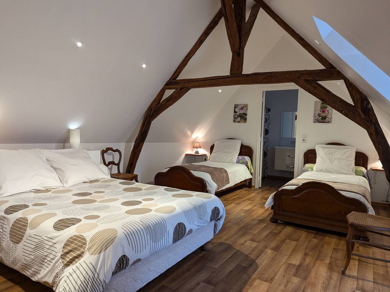 Gîte lumineux au cœur d'Épieds-en-Beauce, proche Orléans - Tout confort, animaux acceptés in Épieds-en-Beauce, Vallée de la Loire