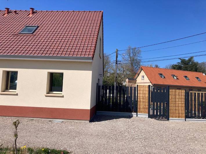 Location de vacances pour 5 personnes, avec vue et jardin à Vaudricourt