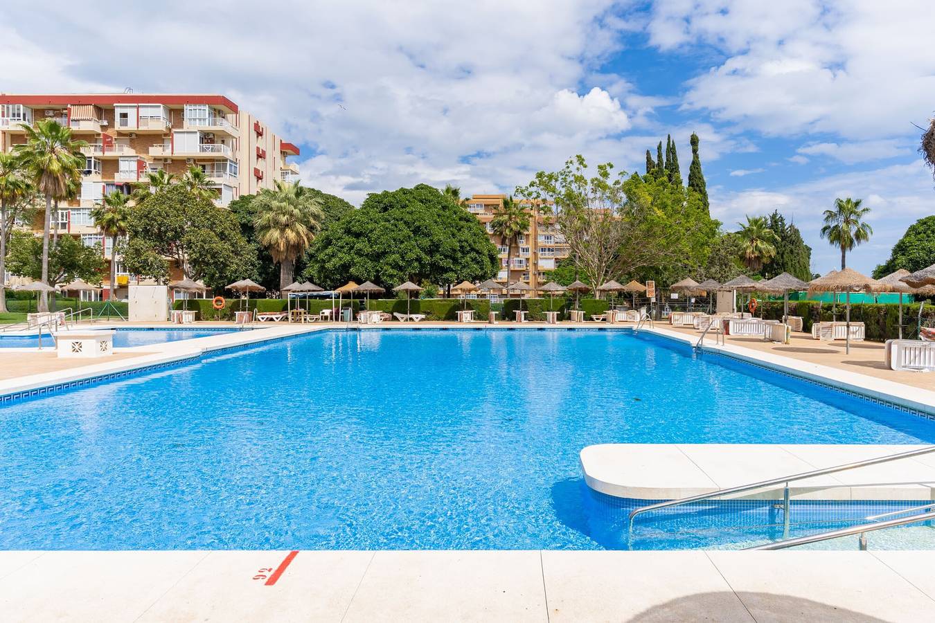 Entire apartment, Apartment 'Agata' with Sea View, Wi-Fi and Air Conditioning in Benalmádena Costa, Benalmádena