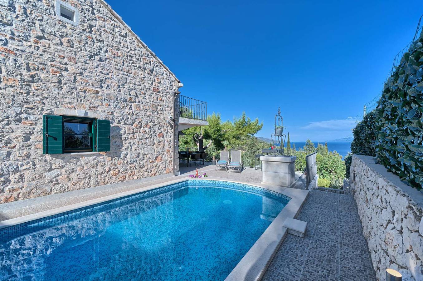 Villa Breeze - mit atemberaubender Aussicht und Pool auf Hvar in Hvar