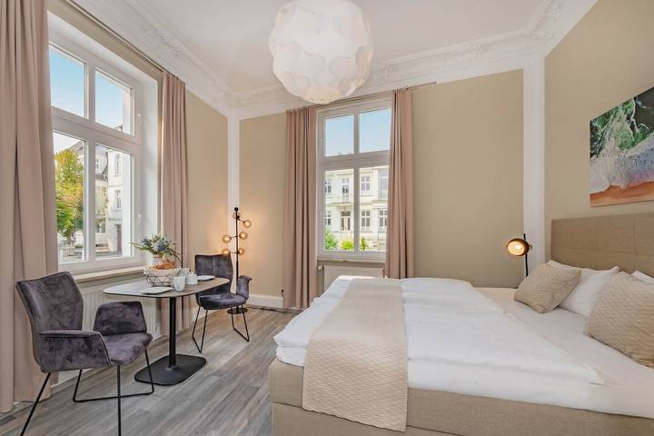 Ganze Ferienwohnung, Villa Carmen Sandburg in Drei Kaiserbäder, Heringsdorf