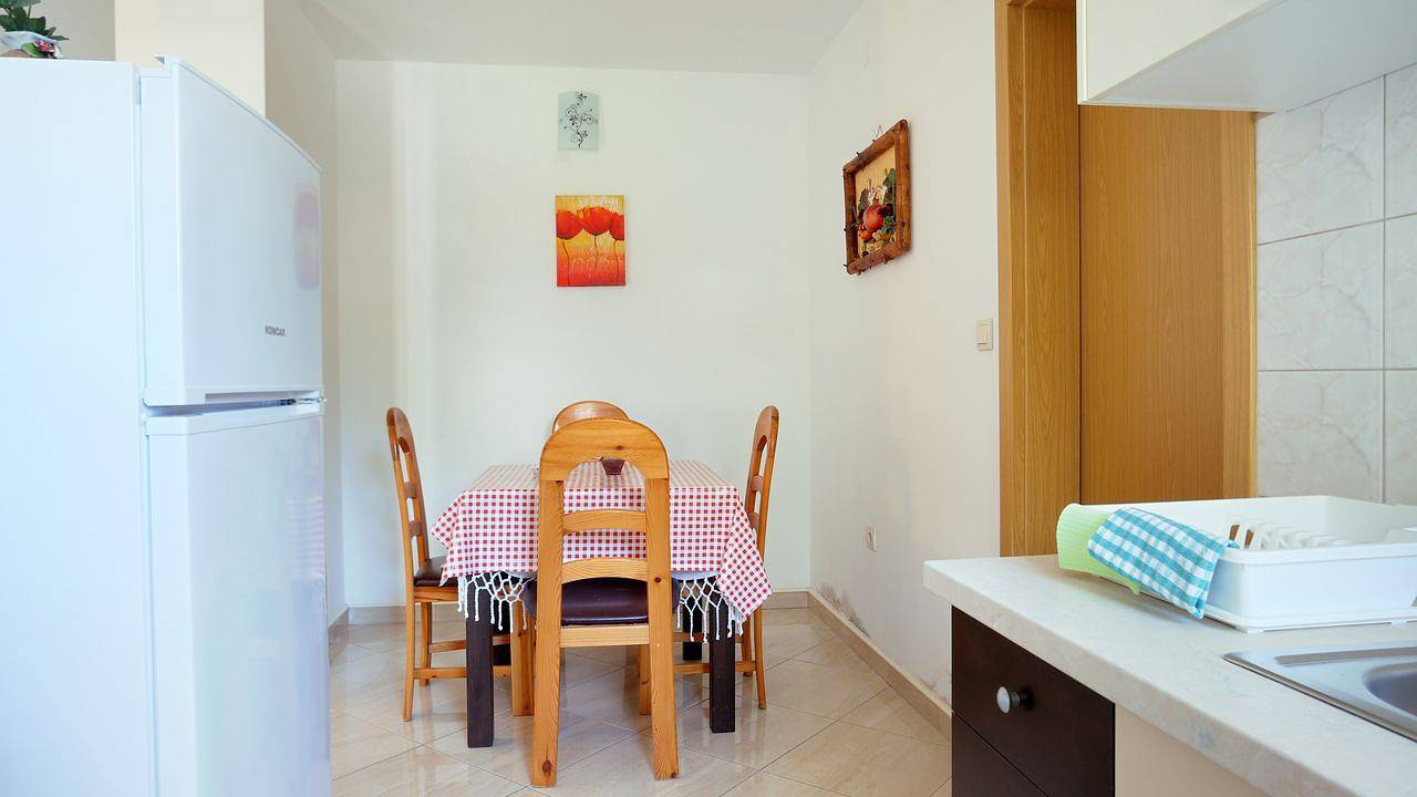 Ganze Ferienwohnung, Ferienwohnung für 5 Personen (39 m²) in Rat in Zivogosce, Makarska Riviera