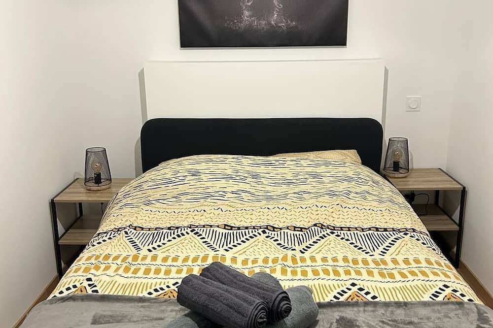 Appartement entier, Charmant Appartement T2 avec Terrasse à Mâcon – Proche Gare in Mâcon, Région de Mâcon