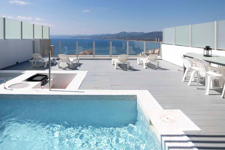 Casa de vacaciones para 6 personas, con terraza además de piscina y vistas - 1