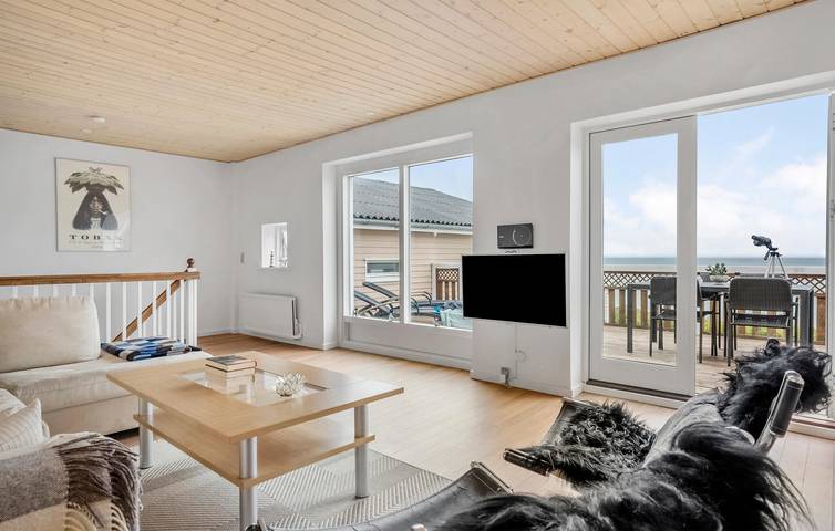 Ganze Ferienwohnung, Ferienwohnung für 6 Personen mit Garten in Tejn, Allinge