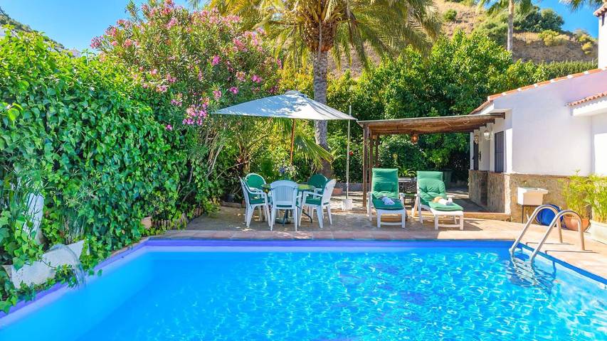 Casa rural para 6 personas, con Piscina en Sierra de las Nieves
