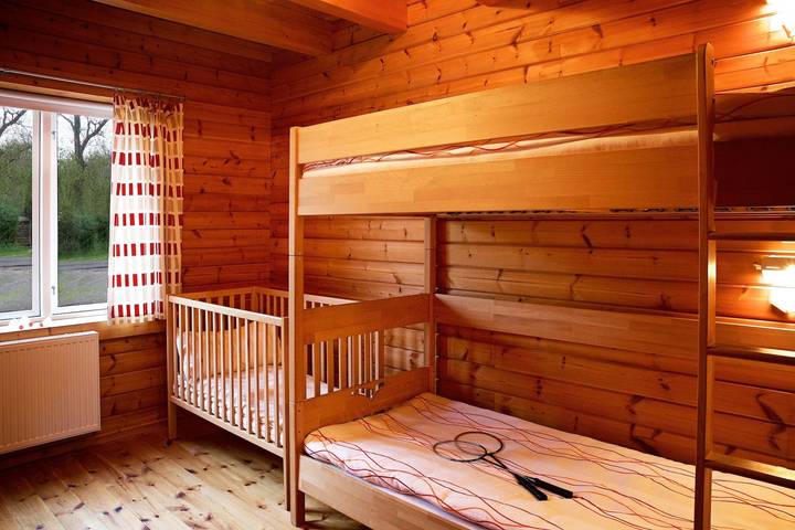Ganze Ferienwohnung, Blockhaus Ferien - Ferienwohnung Askjell in Gunneby, Ulsnis