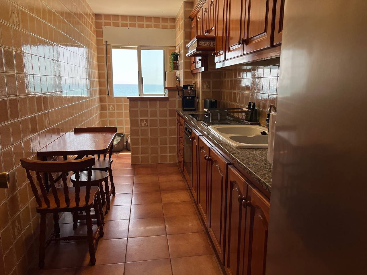 Entire apartment, Apartment 'Blau Mar' with Sea View, Wi-Fi and Air Conditioning in Vinaròs, Costa del Azahar