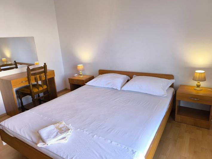 Ferienwohnung für 4 Personen, mit Balkon/Terrasse in Primosten - 3