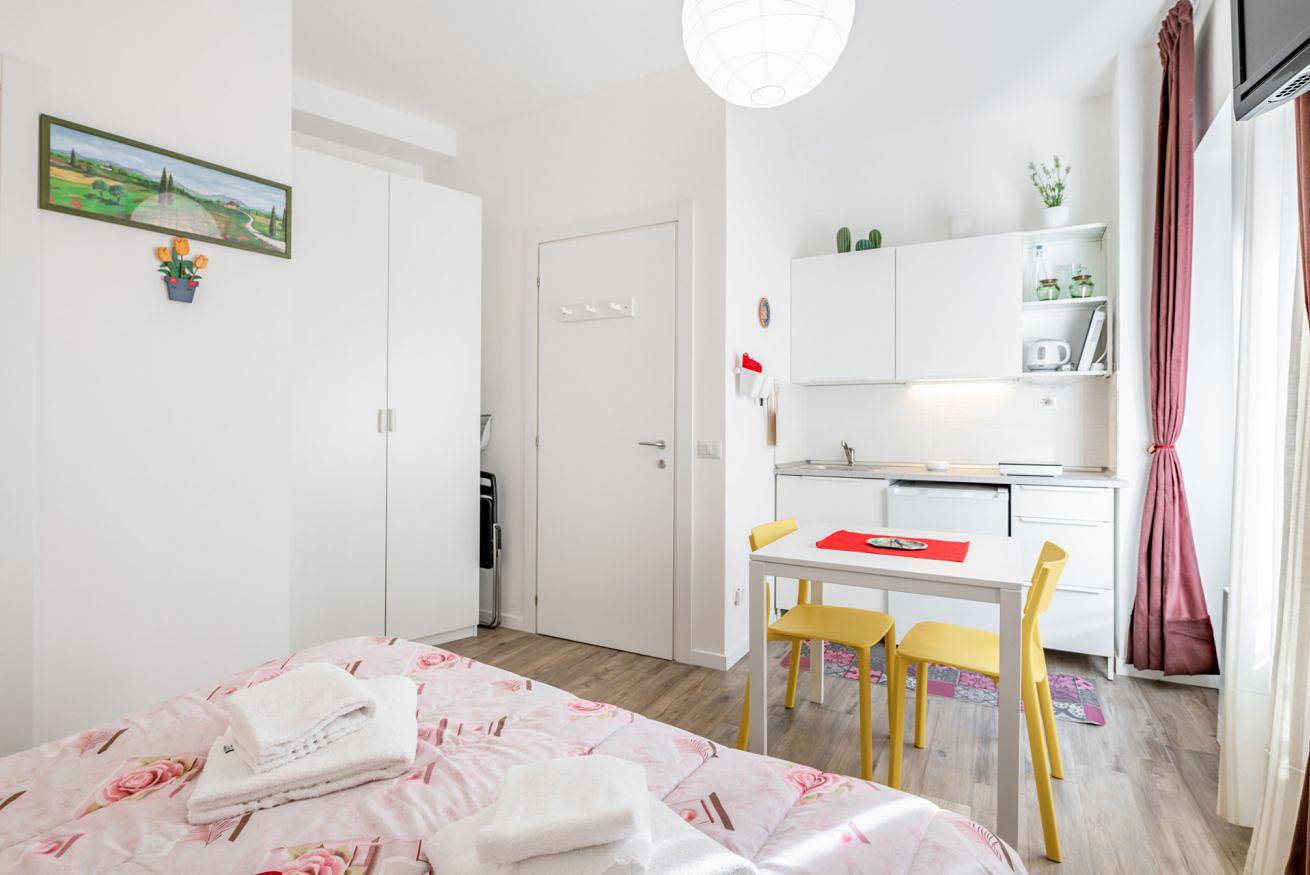 Apartamento entero, Guesthost - Fortezza Functional Studio in Florencia centro, Florencia