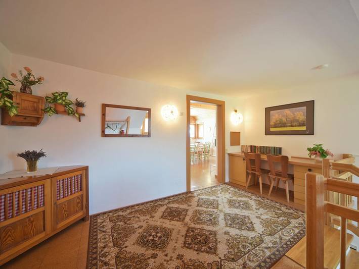 Ferienhaus für 14 Personen, mit Ausblick und Pool sowie Seeblick und Garten, mit Haustier am Millstätter See - 4