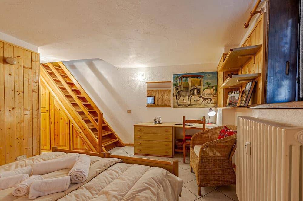 Appartamento intero, Casa Alice . wifi & Relax in La Thuile (capoluogo), La Thuile