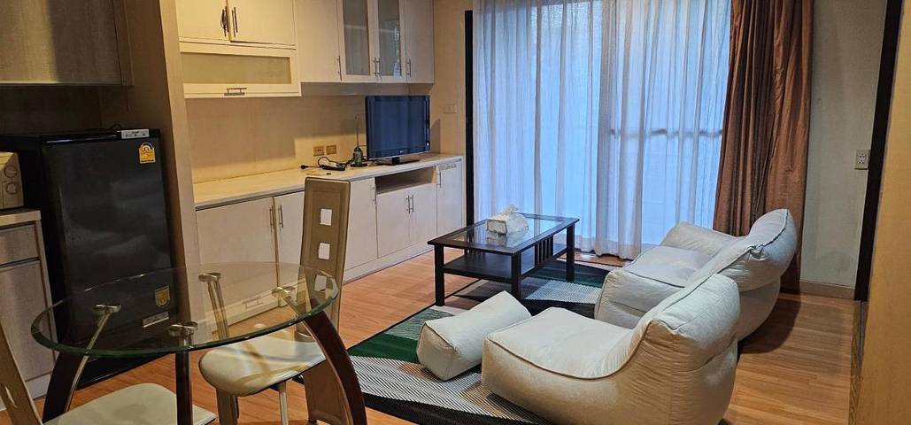 Apartamento de vacaciones para 2 personas, con balcón y piscina - 1