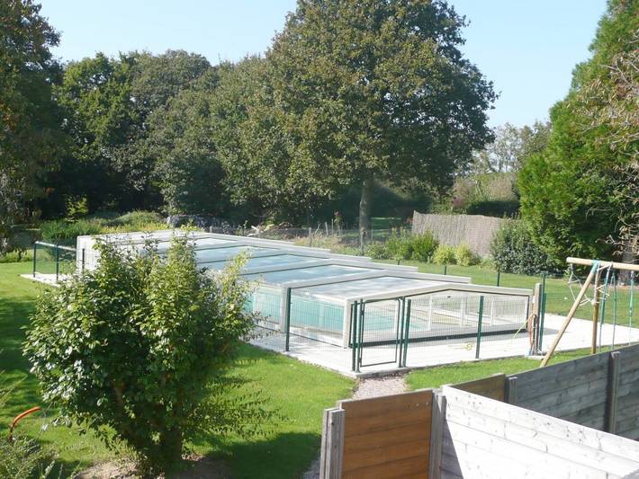 Location de vacances pour 8 personnes, avec vue ainsi que piscine et jardin à Saint-Gravé - 3