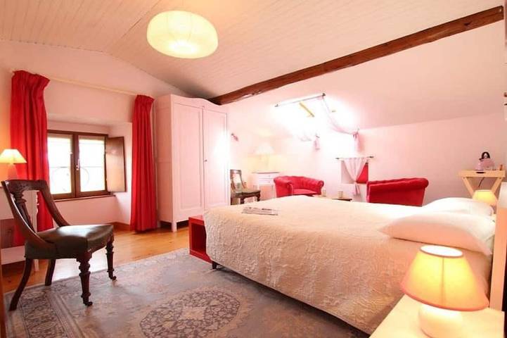 Chambre d’hôte pour 4 personnes, avec jardin à Polignac