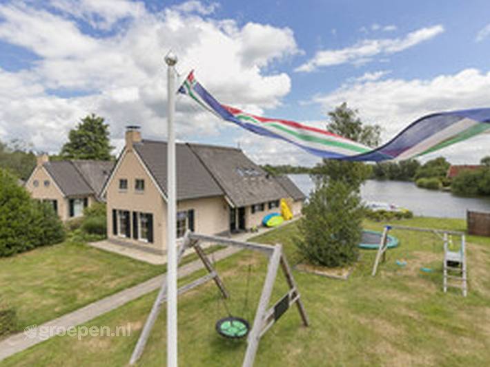 Vakantiehuis voor 12 personen, with sauna and terras as well as balkon/terras in Vlagtwedde