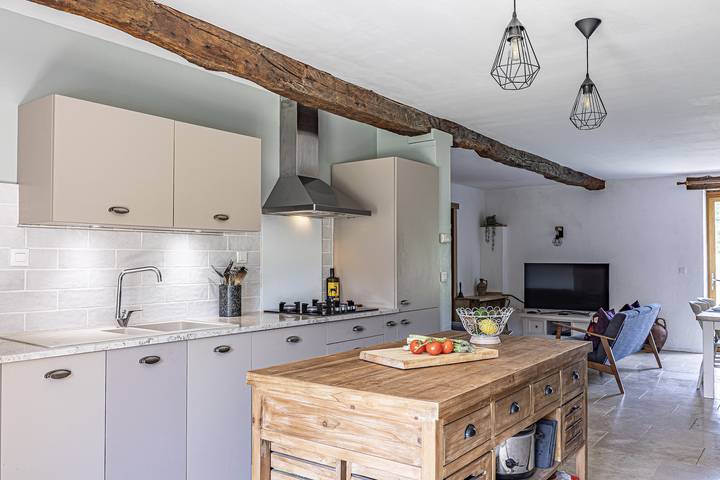 Gîte pour 5 personnes, avec Piscine à Biron - 4