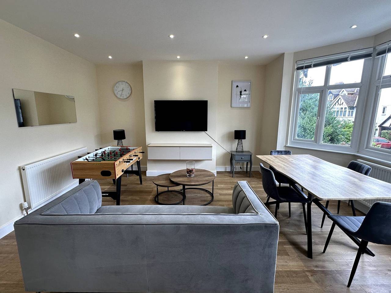 Entire apartment, Stunning Two Bed South Croydon Apartment - Relax in Style in Croydon, London
