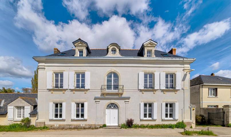 Maison d’hôte pour 2 personnes, avec Terrasse et Jardin ainsi que Piscine et Vue