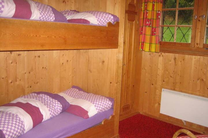 Chalet für 6 Personen, mit Balkon in Flims - 3