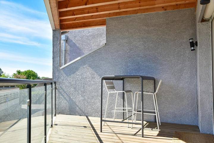 Hôtel pour 2 personnes, avec Terrasse à Villars-les-Dombes - 4