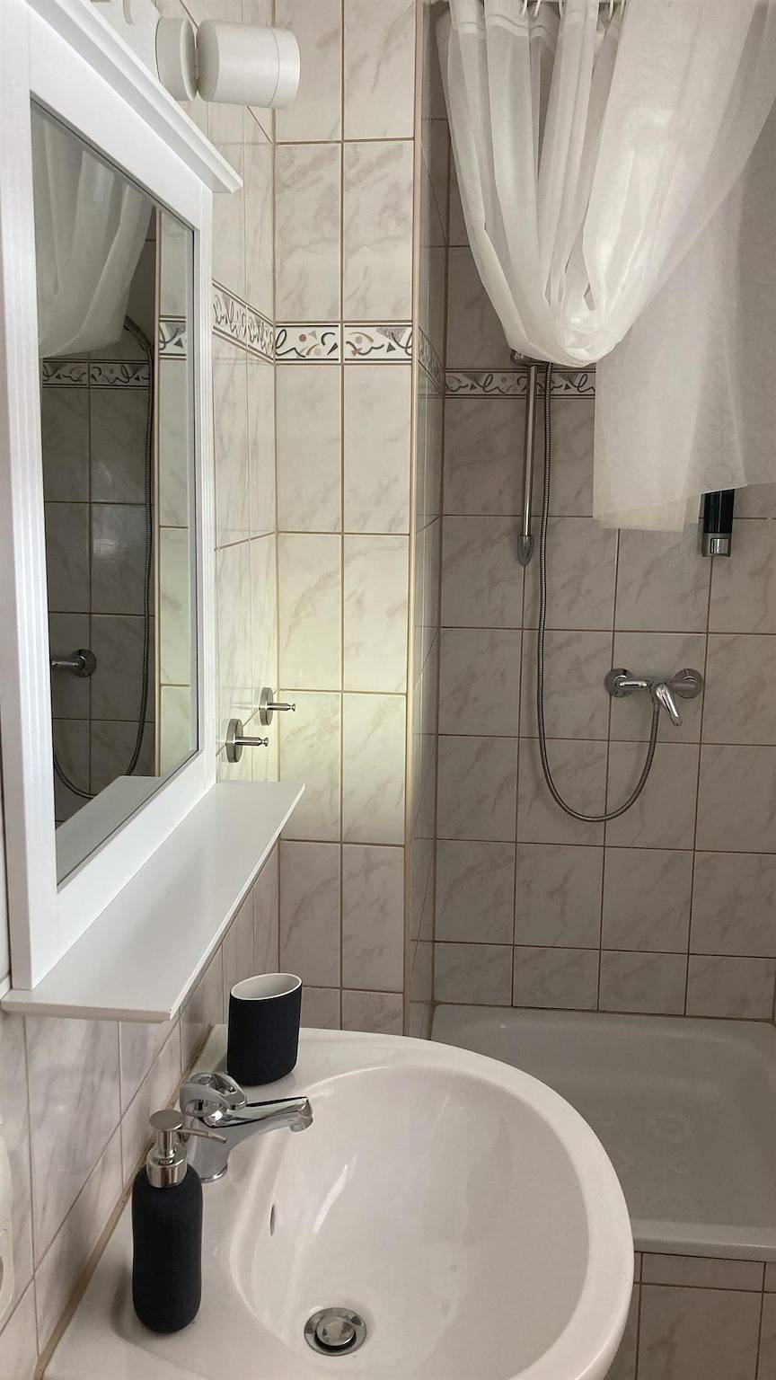 Ganze Ferienwohnung, Doppelzimmer, Dusche und Bad, Wc, Terrasse in Schellerhau, Altenberg