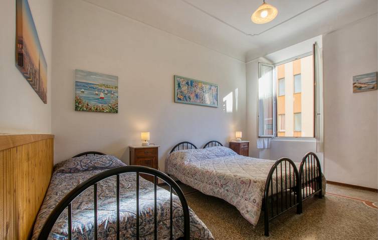 Appartamento intero, Incantevole appartamento con una camera da letto: a 600 m dalla spiaggia, Wi-Fi, cucina e parcheggio in Savona (Città), Savona