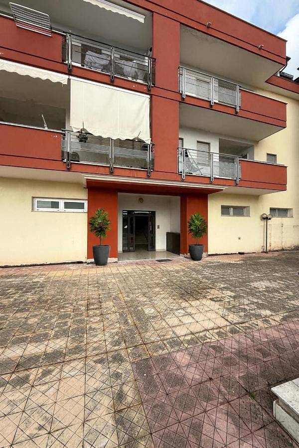 Chambre d’hôte pour 6 personnes, avec terrasse à Casagiove - 2