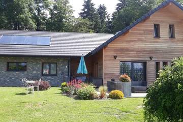 Gîte pour 2 personnes, avec jardin et terrasse à Épersy