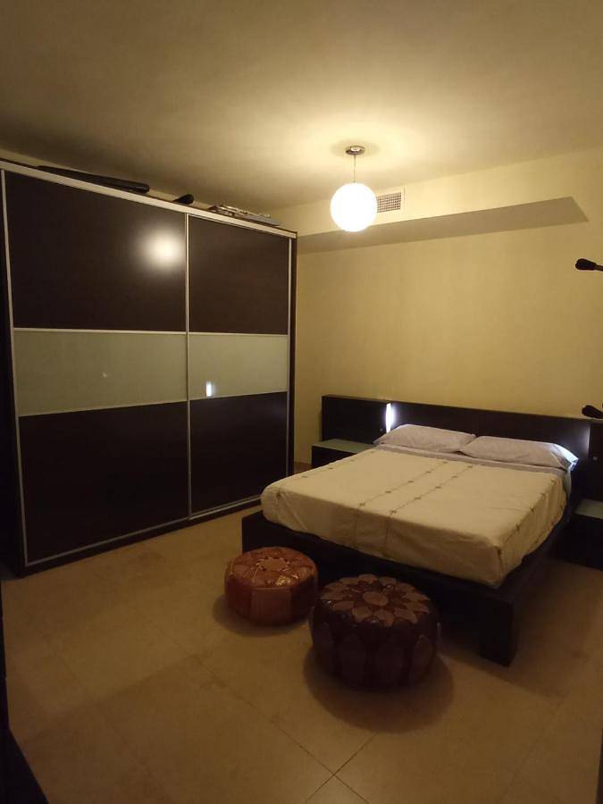 Apartamento de vacaciones para 2 personas, con vistas además de terraza y piscina - 1