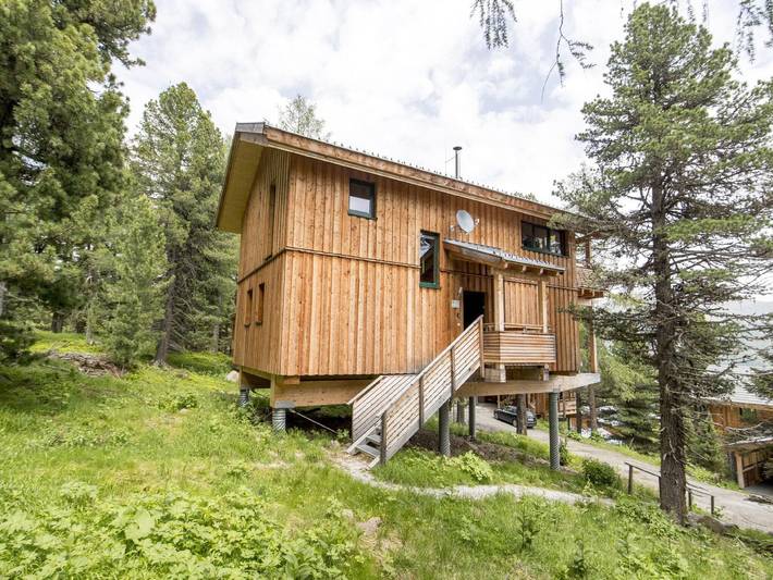 Ferienhaus für 13 Personen, mit Whirlpool und Sauna sowie Balkon, kinderfreundlich an der Turracher Höhe