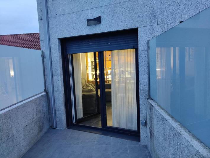 Apartamento para 4 personas, con Balcón además de Terraza y Vistas en Meaño