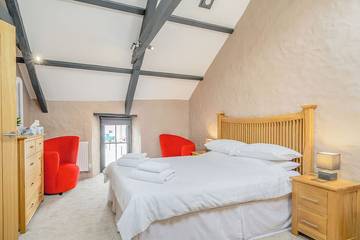 Holiday Home for 2 People in Pembroke, Pembrokeshire, Photo 1