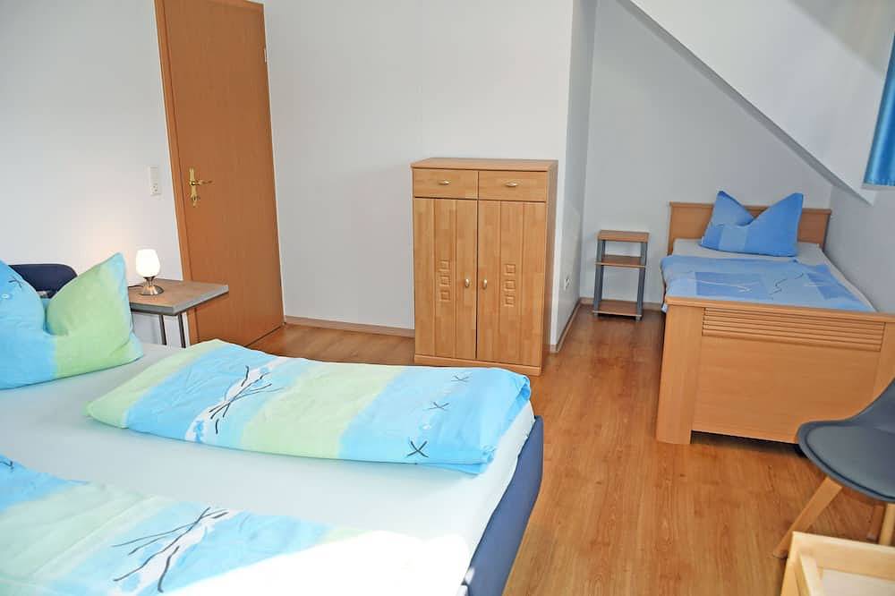 02 Ferienappartement Sehlen mit Terrasse (7 Betten) - Ferienappartements auf in Sehlen, Bergen auf Rügen und Umgebung