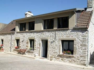 Gîte pour 6 personnes, avec terrasse et jardin à Digosville