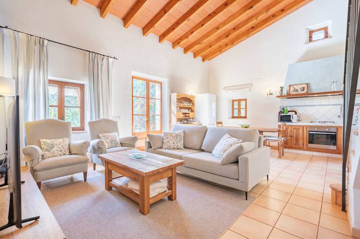Villa „Es Lledoner 2“ mit Bergblick, Gemeinschaftspool und WLAN in Felanitx, Mallorca Süden
