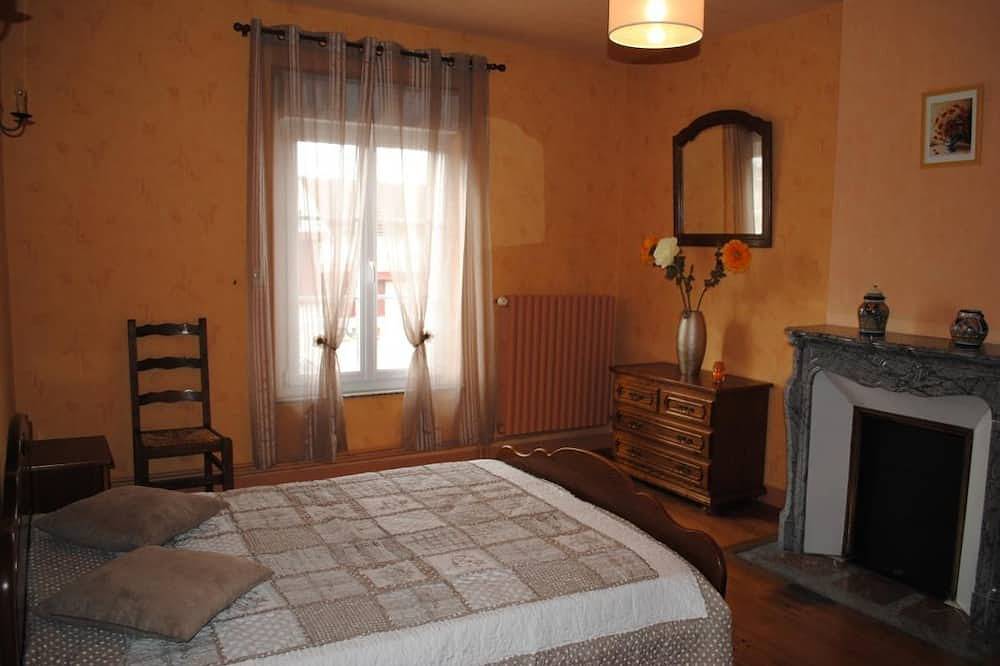 Aux Crocus - Bouy - Gîte in Bouy, Marne