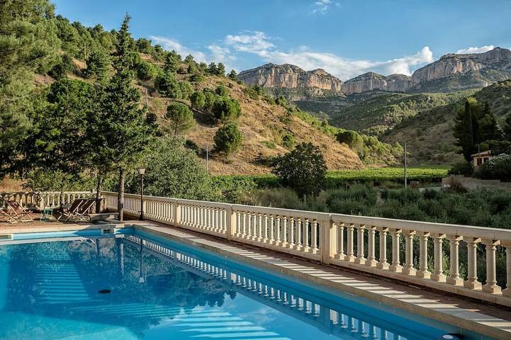 Chalet para 6 personas, con jardín y piscina - 1