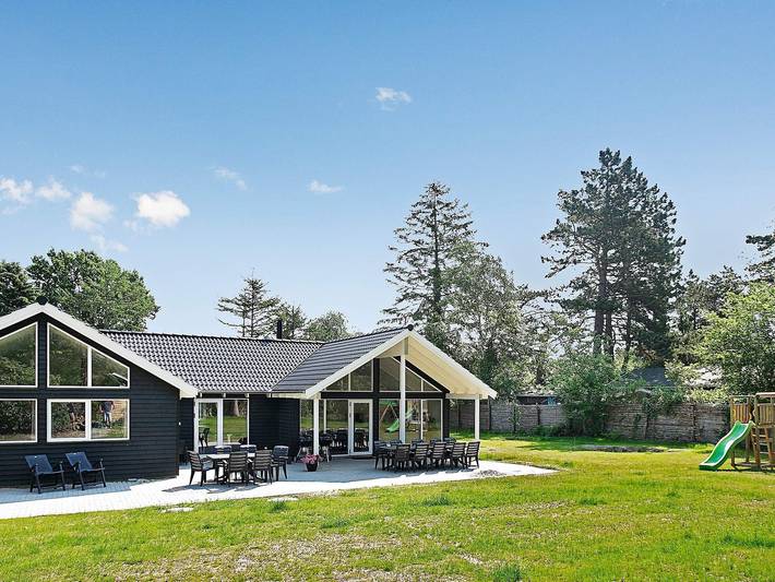 Casa vacanza per 18 persone, con terrazza e sauna nonché piscina - 1