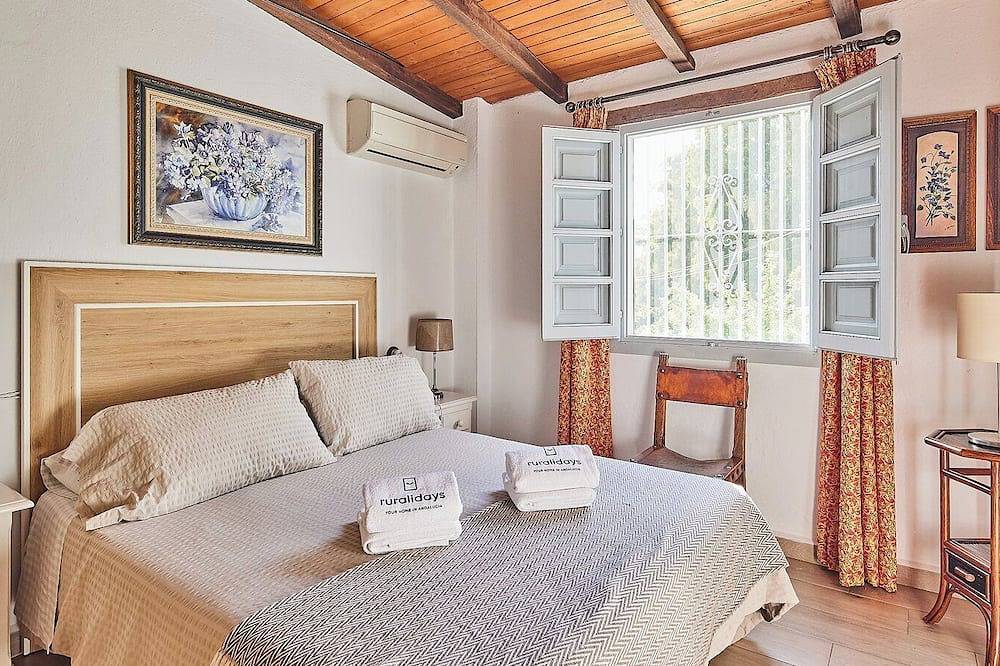 Casa Rural Vega El Dorado Jimena de la Frontera by Ruralidays in Jimena de la Frontera, Cádiz Province