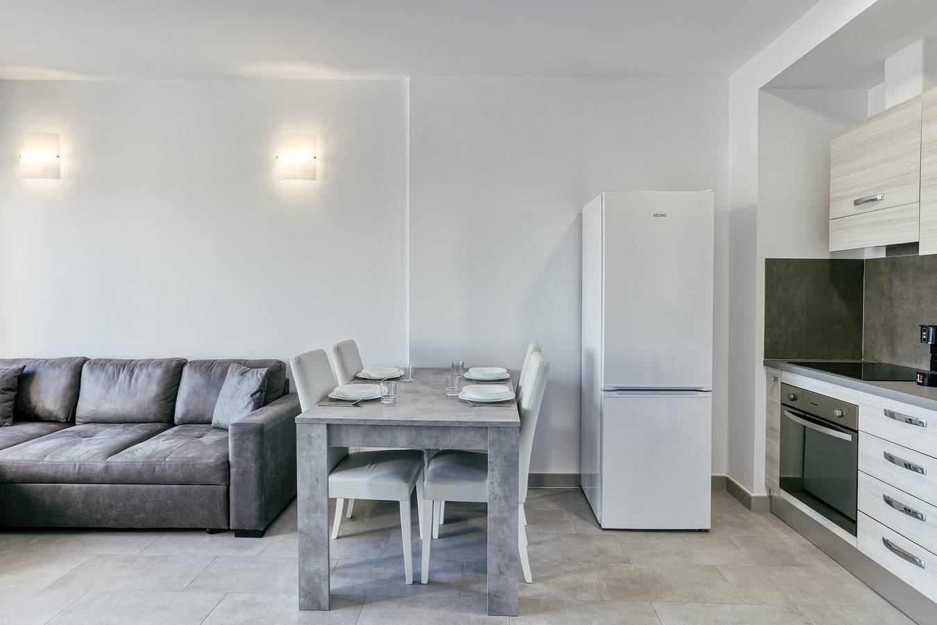 Apartamento "Giuliano Superior 1" con balcón y Wi-Fi in Castellón de Ampurias, Alt Empordà
