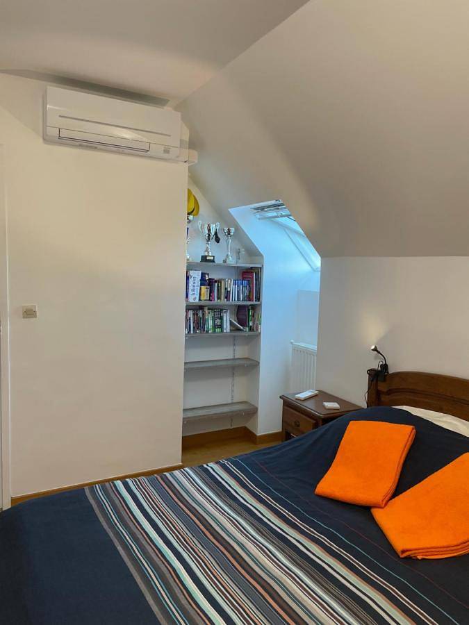 Double Room in Vaires-sur-Marne, Seine-et-Marne