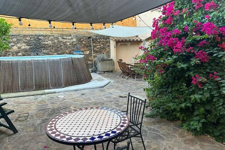 Ferienhaus für 10 Personen, mit Terrasse in Juià